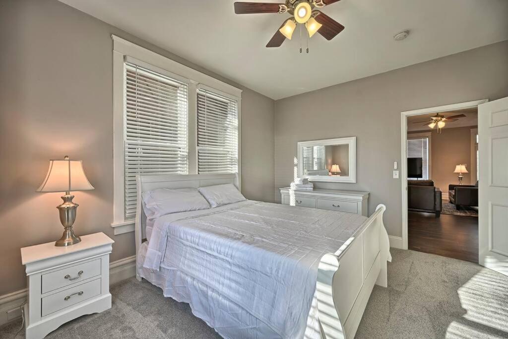 Suites On Seneca - Lovely 2 Bed 1 Bath Apartment 哈里斯堡 外观 照片